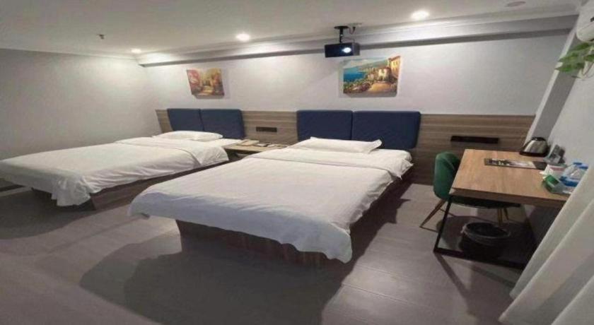 Greentree Minhang Zhuanqiao Subway Station East Zhuanxing Road Shell Hotel