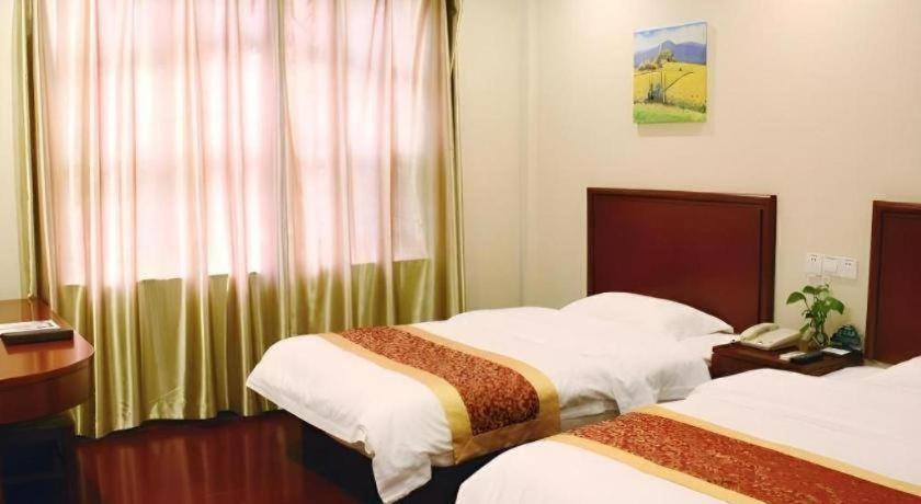 Hotel Greentree Minhang Zhuanqiao Subway Station East Zhuanxing Road Shell 3*